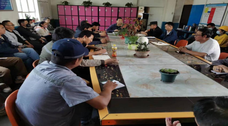 擰緊安全生產(chǎn)&ldquo;開關&rdquo; 攜手共筑安全&ldquo;防線&rdquo;  --物產(chǎn)工投公司召開安全管理規(guī)范化專項整治工作會議