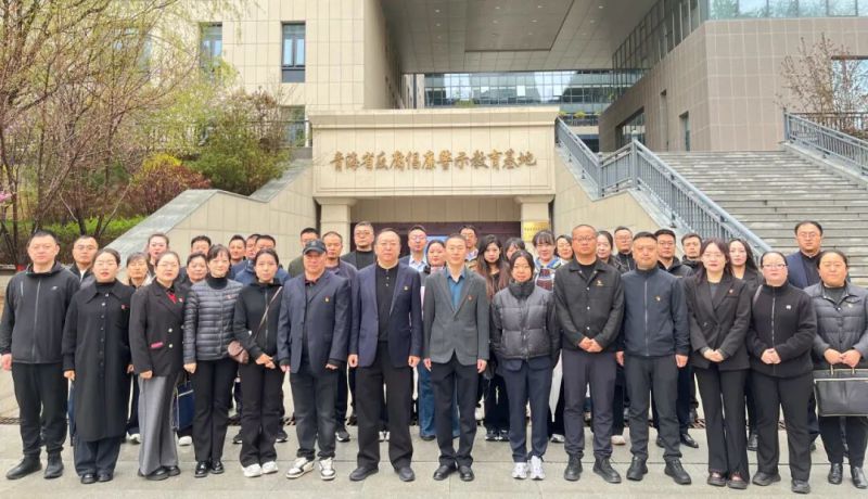 現(xiàn)代物流公司黨支部聯(lián)合朝開(kāi)公司黨支部開(kāi)展主題黨日活動(dòng)