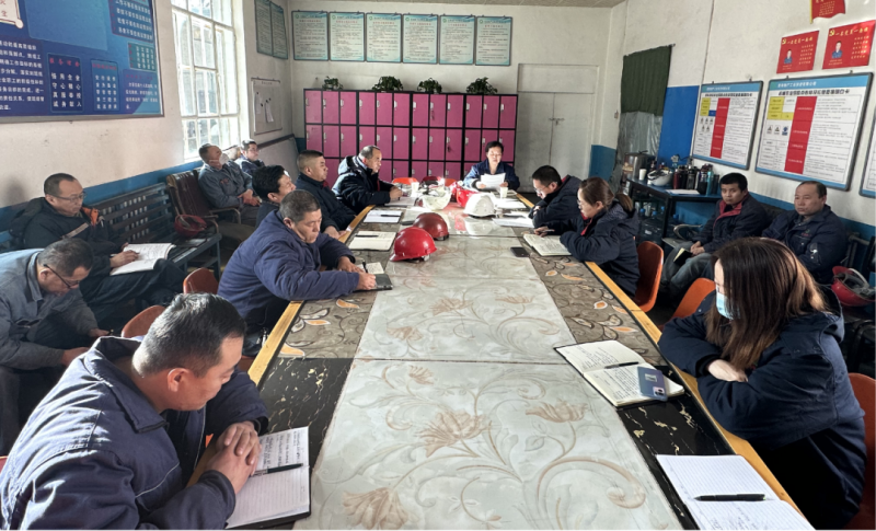 對標(biāo)對表新要求 主動作為抓落實&mdash;&mdash;物產(chǎn)工投公司紀(jì)委召開學(xué)習(xí)貫徹中紀(jì)委、省紀(jì)委二次全會精神專題會議暨節(jié)前廉政教育警示會