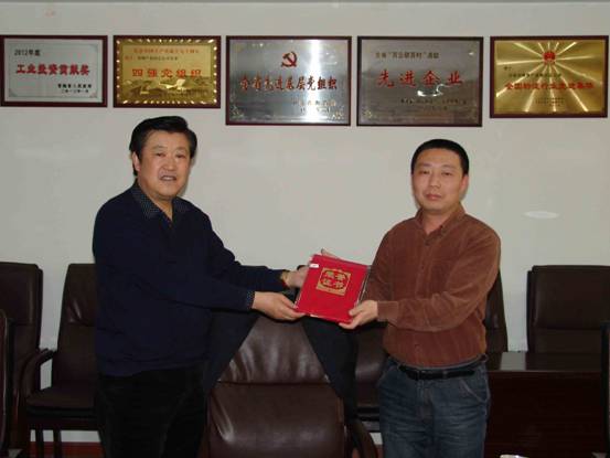 立足本職做貢獻(xiàn)，巾幗建功展風(fēng)采